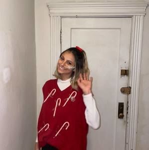 Meet your Posher, Kaya